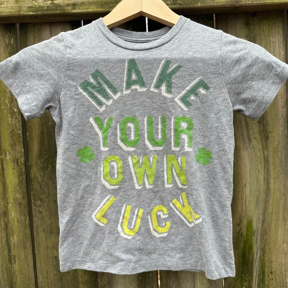 Peek Make Your Own Luck Pinch Proof T-Shirt St. Patrick's Day Gray Sz Medium 6/7